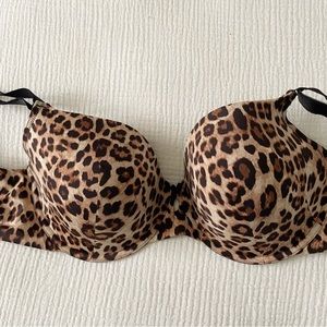 Torrid Curve, 40 DD, T-shirt Lightly Lined 360 Back Smoothing Bra